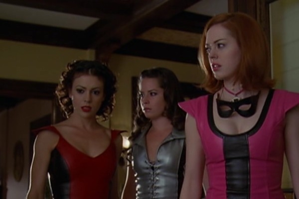 Phoebe, Piper et Paige en super-héroïnes