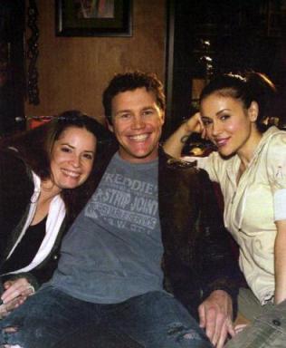 Piper (Holly Marie Combs), Léo (Brian Krause) et Phoebe (Alyssa Milano)